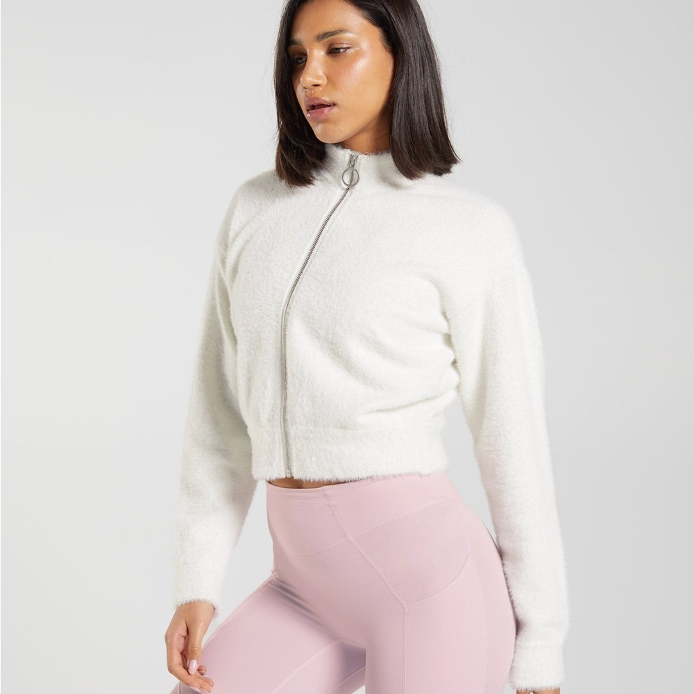 NWT GYMSHARK WHITNEY EYELASH KNIT JACKET - skylight white - small